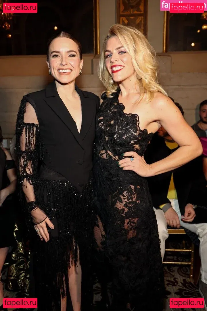 Busy Philipps Onlyfans Photo Gallery 