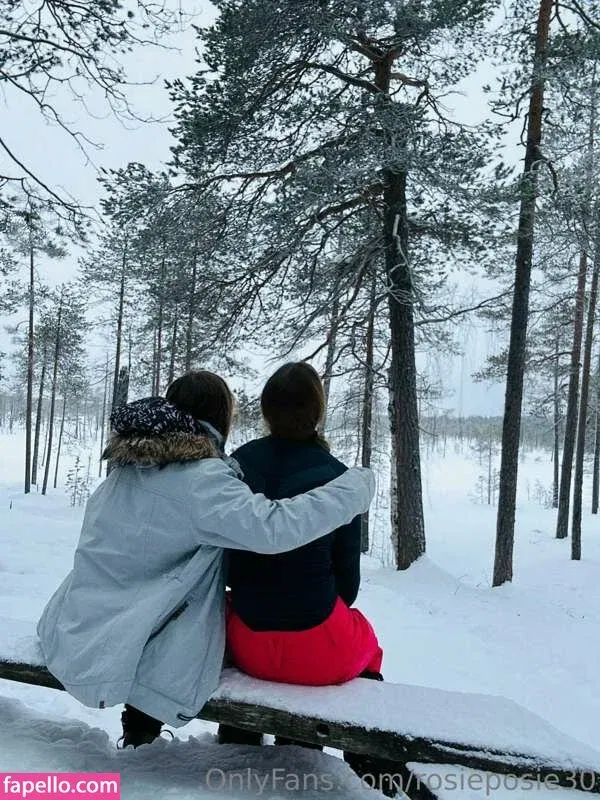 Rosieposie Onlyfans Photo Gallery 