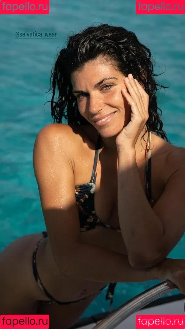 Ariadna Hafez Onlyfans Photo Gallery 