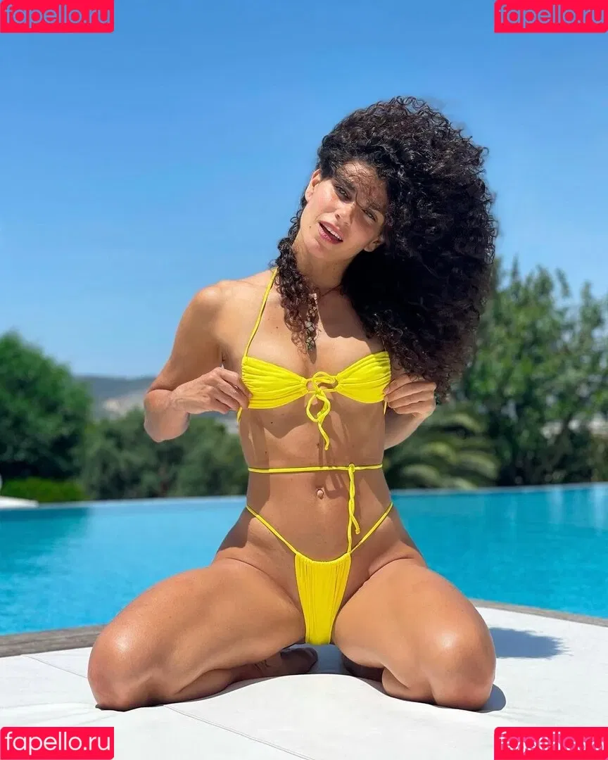 Ariadna Hafez Onlyfans Photo Gallery 