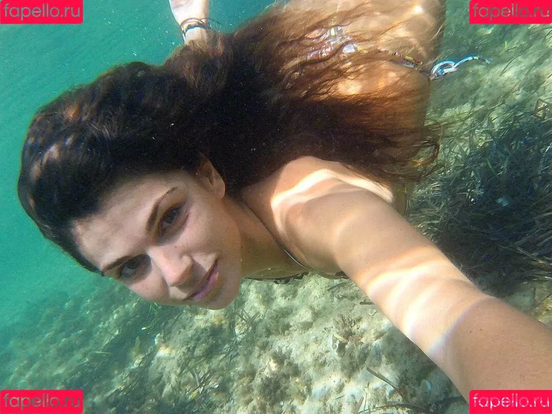 Ariadna Hafez Onlyfans Photo Gallery 