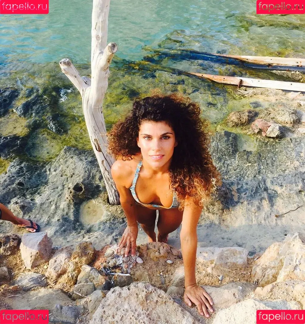 Ariadna Hafez Onlyfans Photo Gallery 