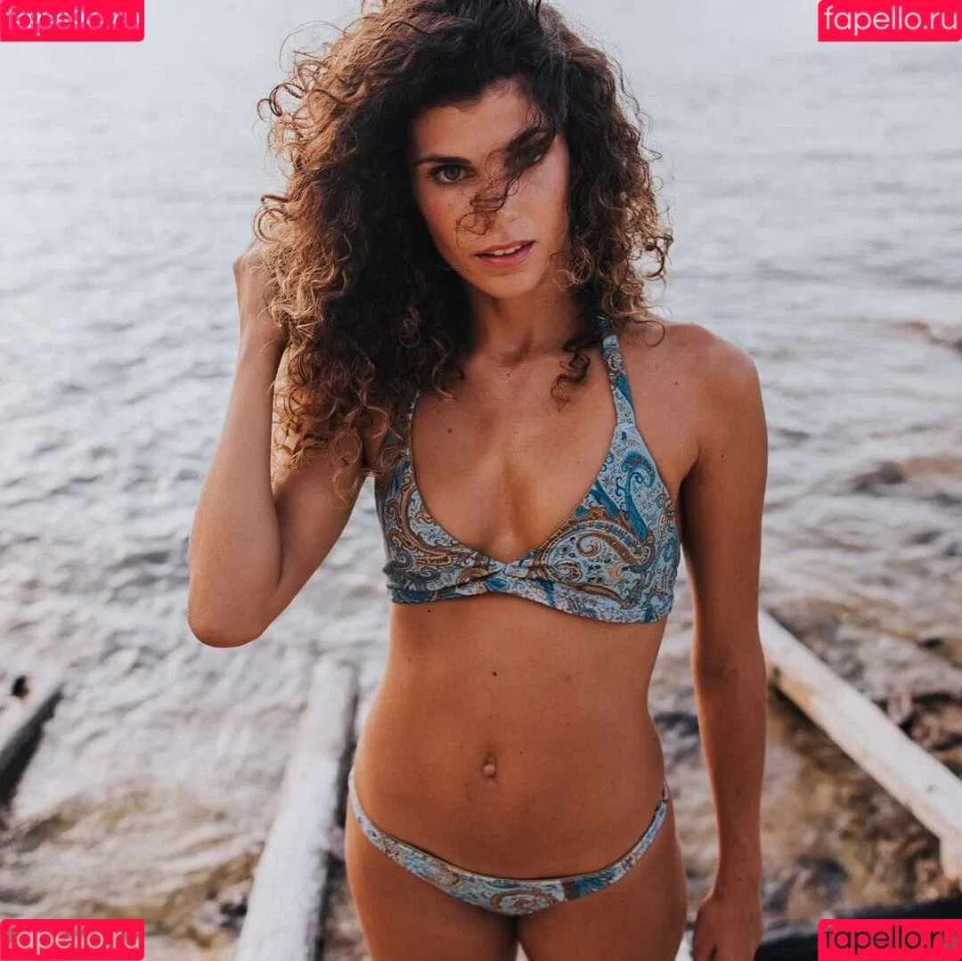 Ariadna Hafez Onlyfans Photo Gallery 