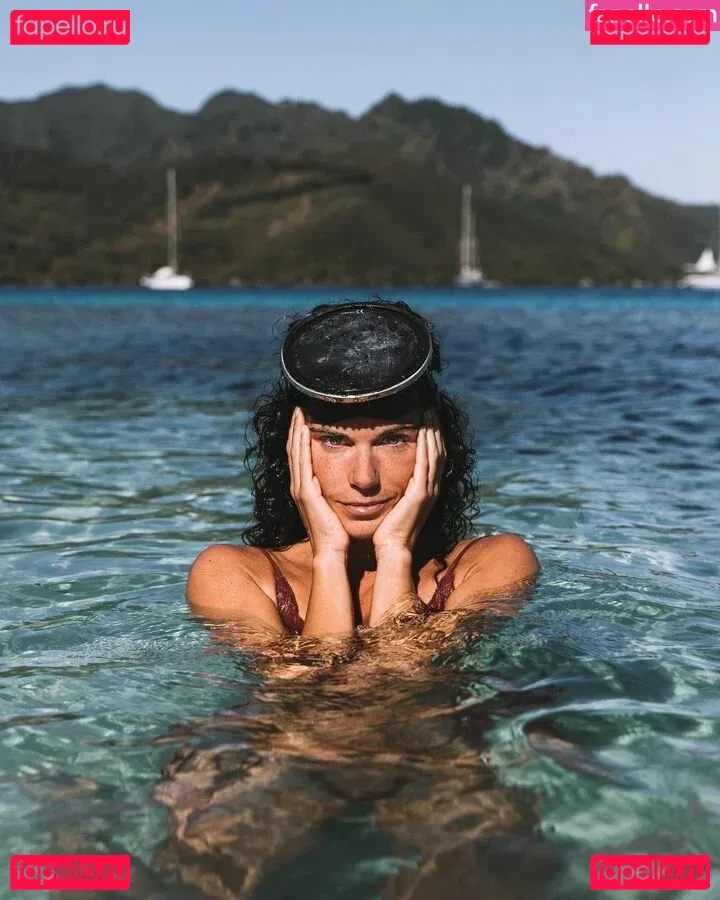 Ariadna Hafez Onlyfans Photo Gallery 