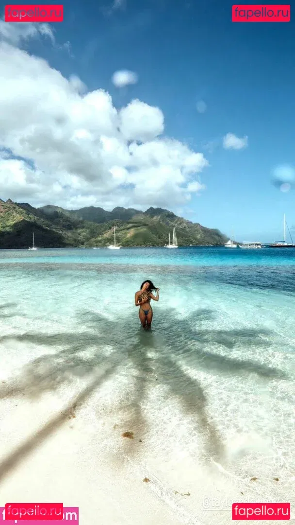 Ariadna Hafez Onlyfans Photo Gallery 