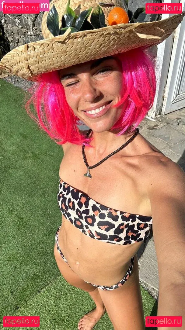 Ariadna Hafez Onlyfans Photo Gallery 