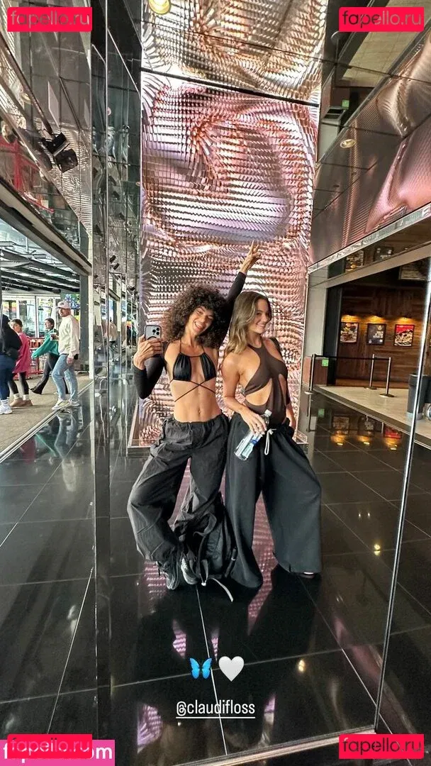 Ariadna Hafez Onlyfans Photo Gallery 