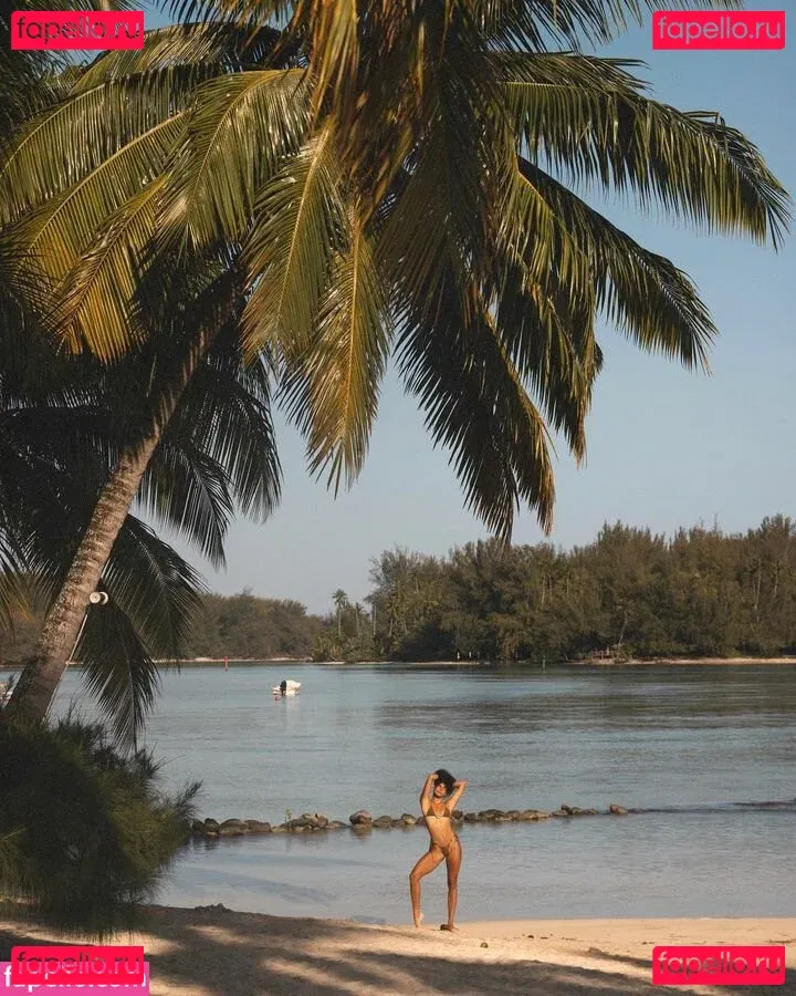 Ariadna Hafez Onlyfans Photo Gallery 