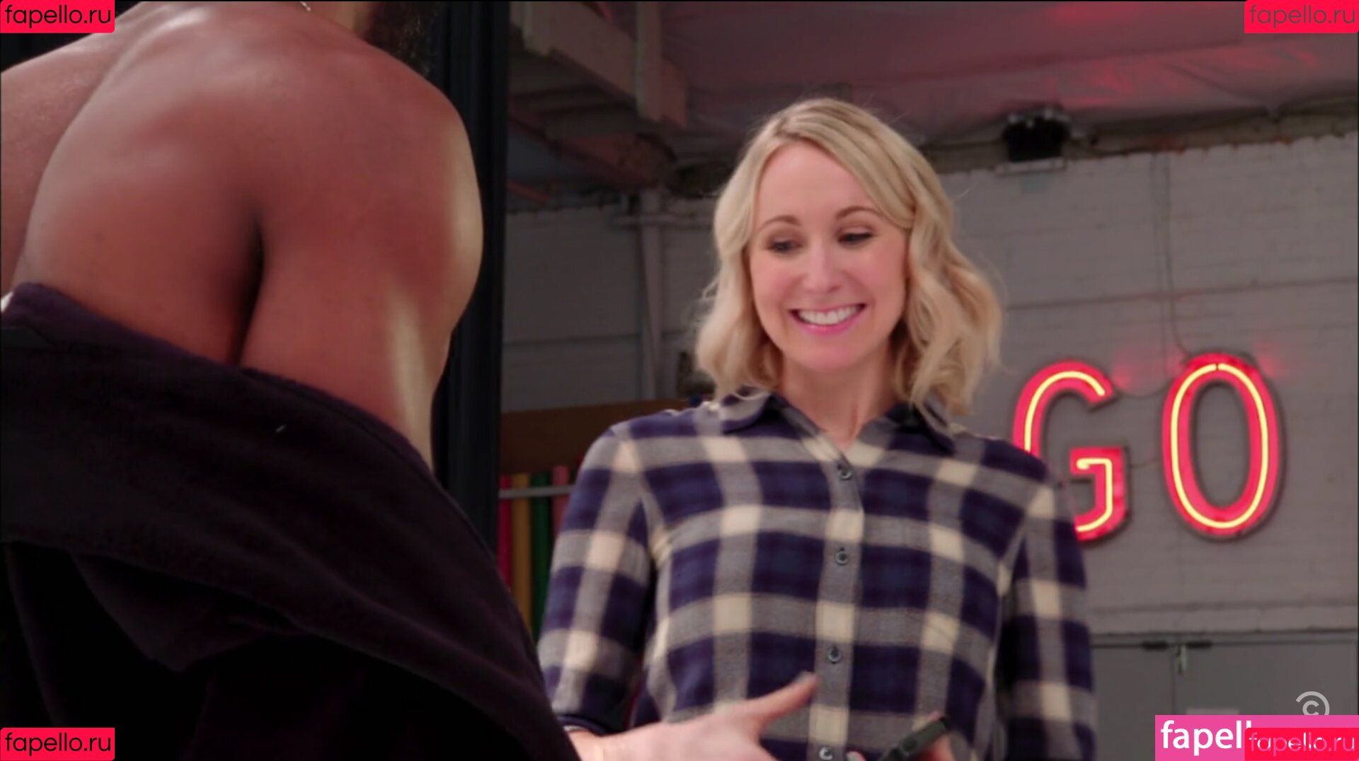 Nikki Glaser Onlyfans Photo Gallery 