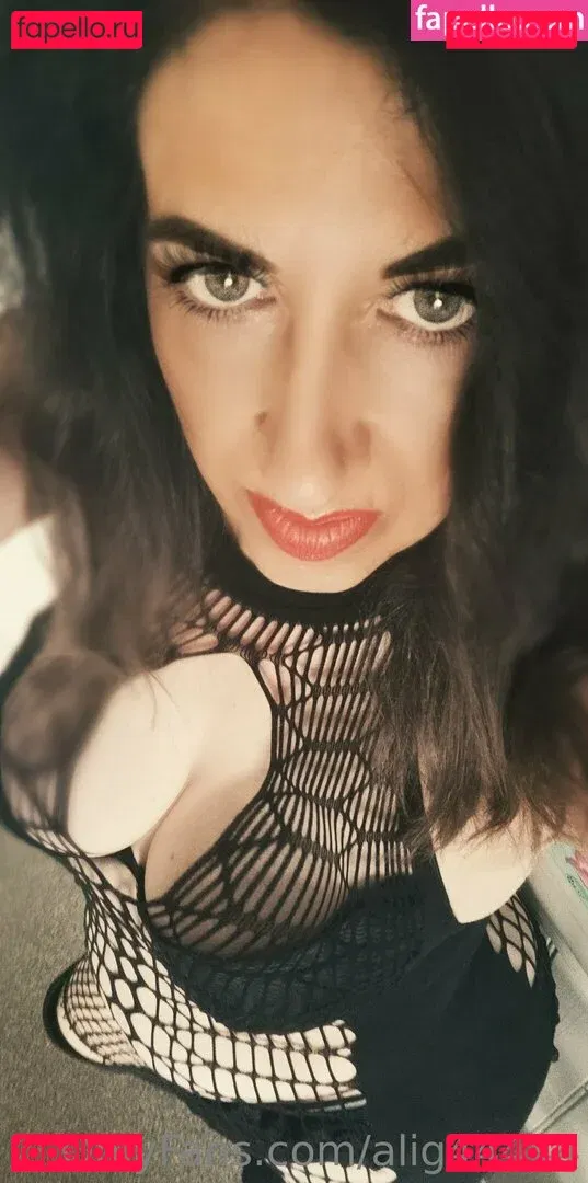 alig44444 Onlyfans Photo Gallery 