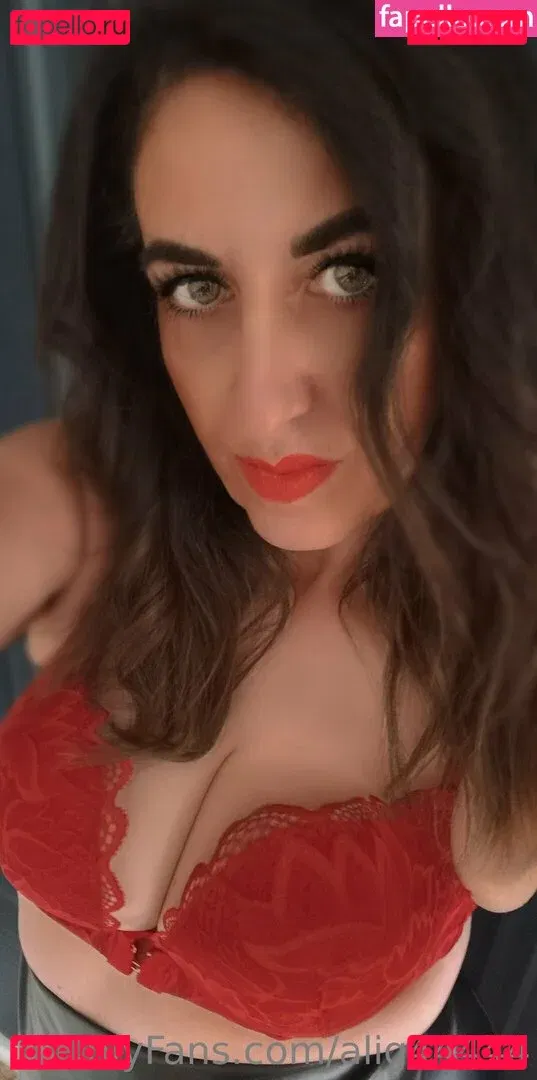 alig44444 Onlyfans Photo Gallery 