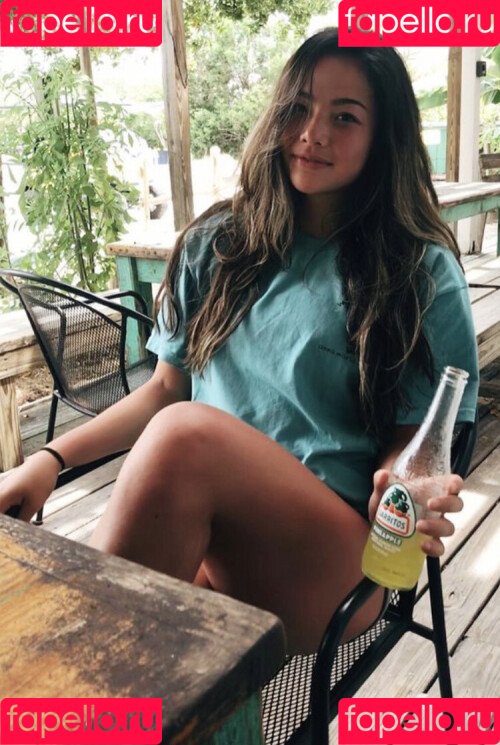 Carly Wong Onlyfans Photo Gallery 