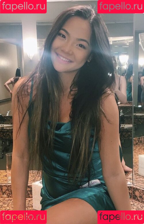 Carly Wong Onlyfans Photo Gallery 