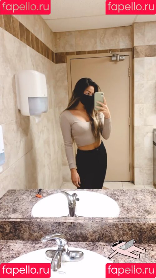 Carly Wong Onlyfans Photo Gallery 