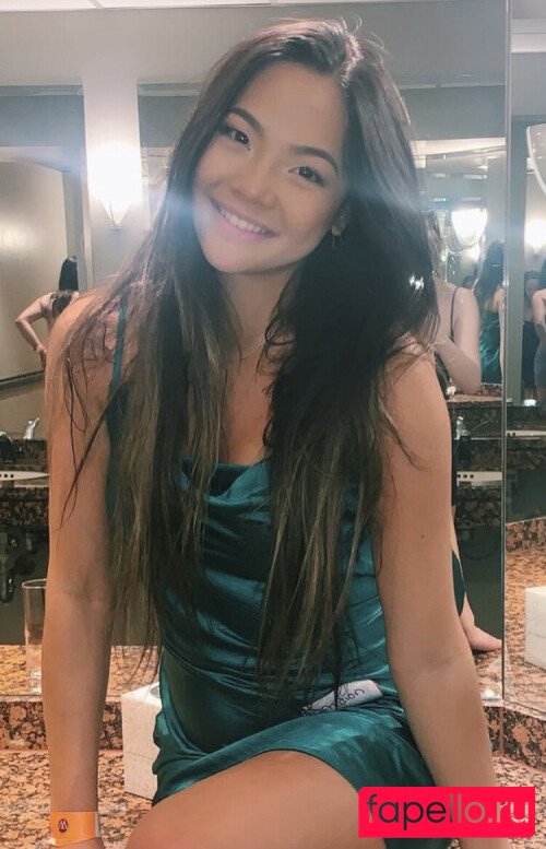 Carly Wong Onlyfans Photo Gallery 