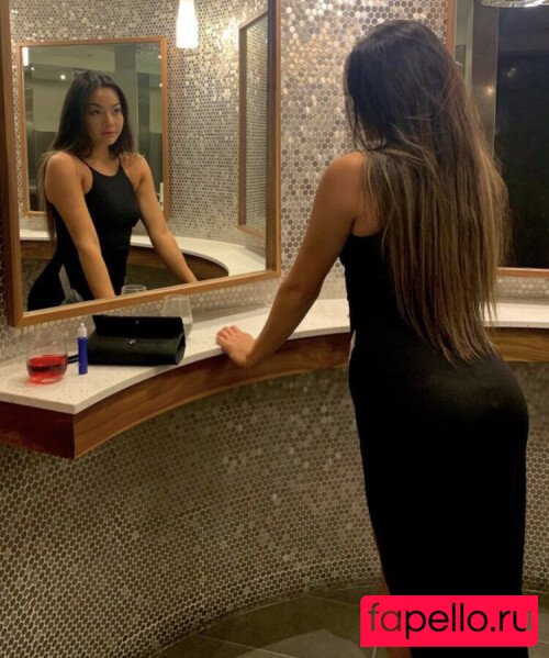 Carly Wong Onlyfans Photo Gallery 