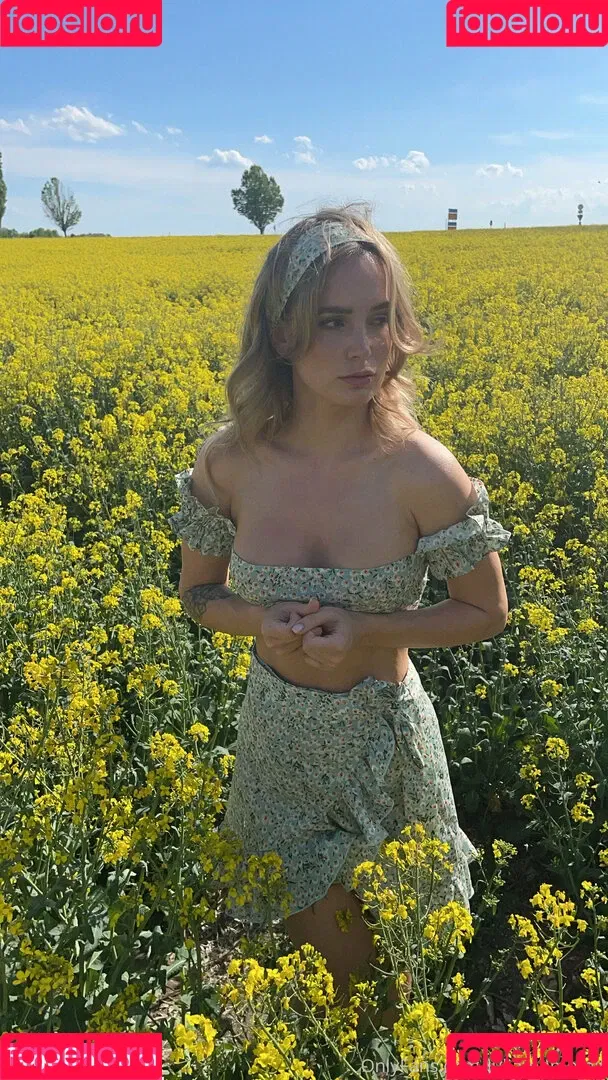 Juliaroemmelt Onlyfans Photo Gallery 
