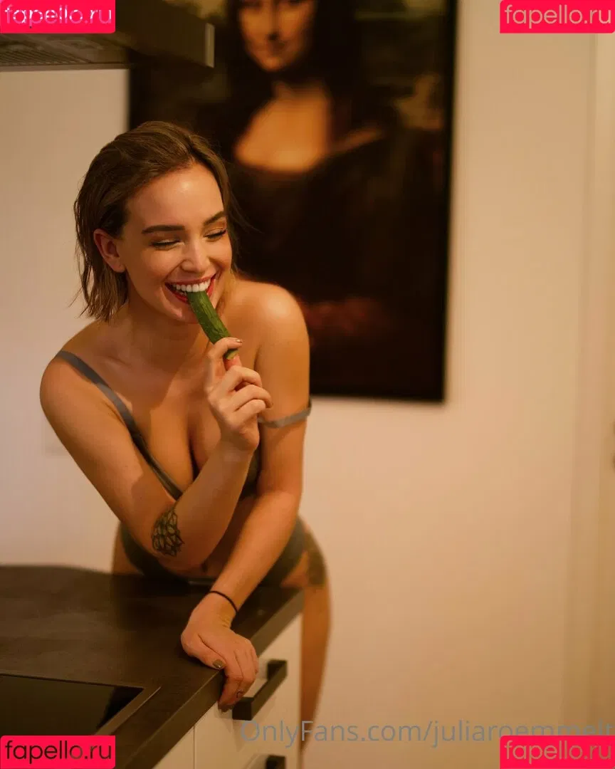 Juliaroemmelt Onlyfans Photo Gallery 
