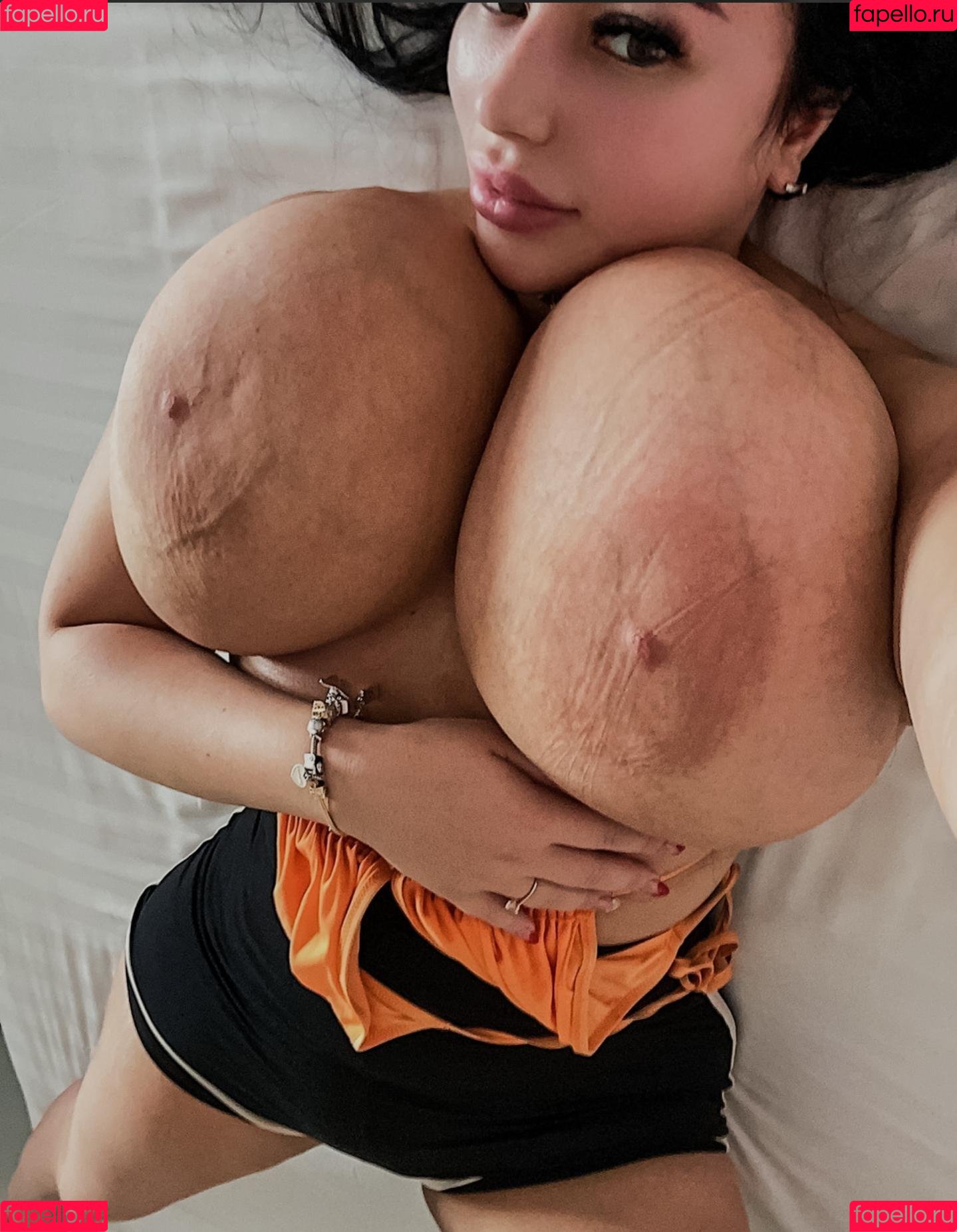 Honeybeepott Onlyfans Photo Gallery 