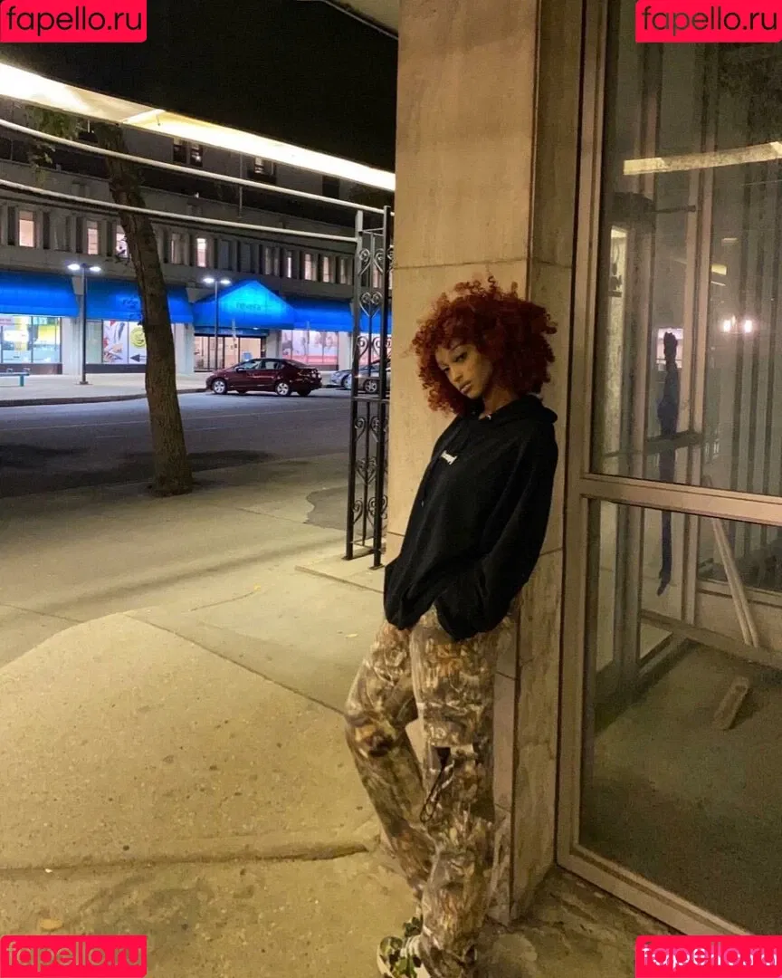 Solaya Ismail Onlyfans Photo Gallery 