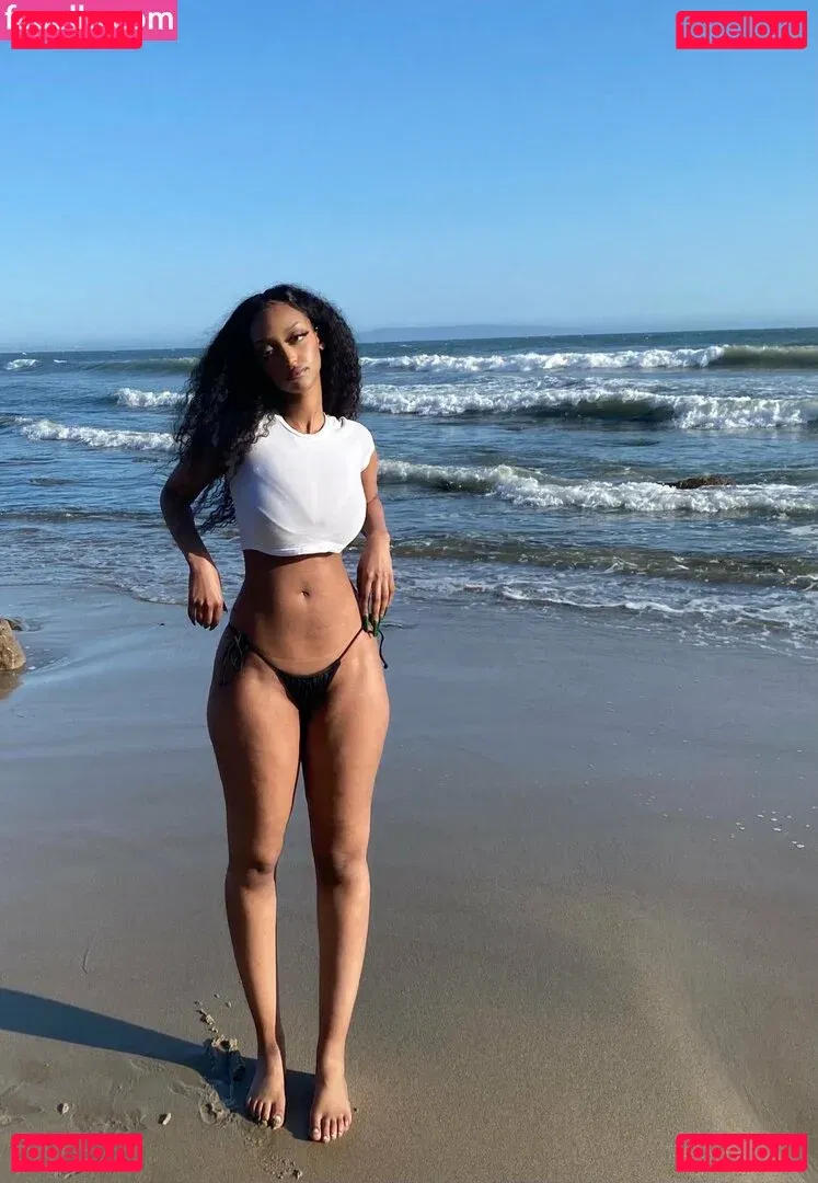 Solaya Ismail Onlyfans Photo Gallery 