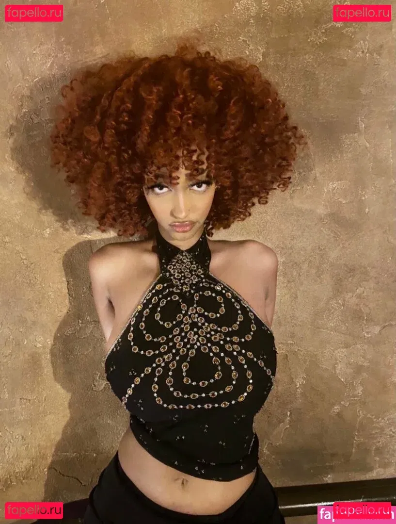 Solaya Ismail Onlyfans Photo Gallery 