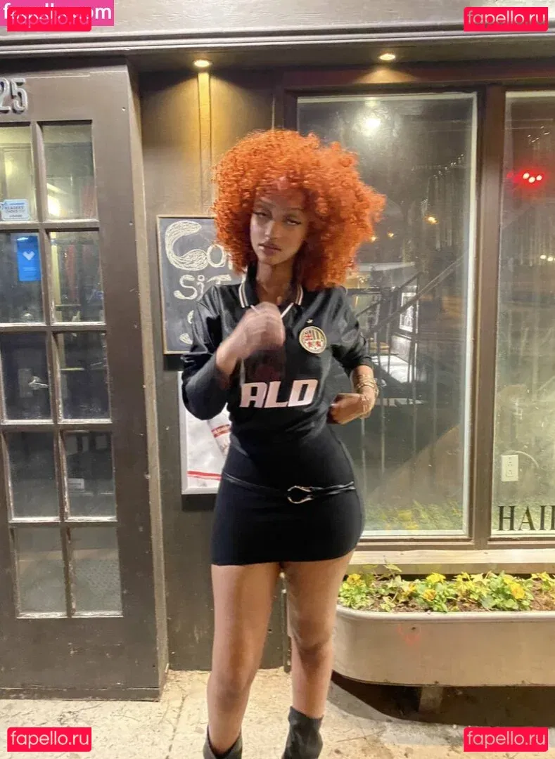 Solaya Ismail Onlyfans Photo Gallery 