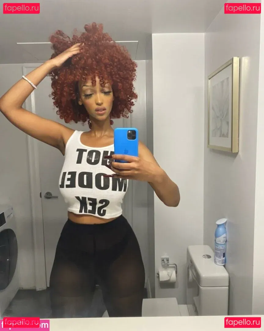 Solaya Ismail Onlyfans Photo Gallery 