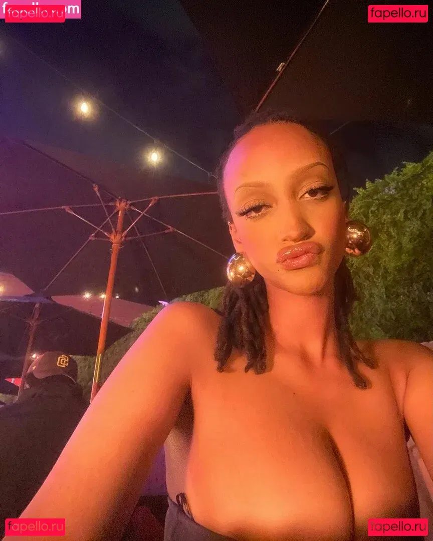 Solaya Ismail Onlyfans Photo Gallery 