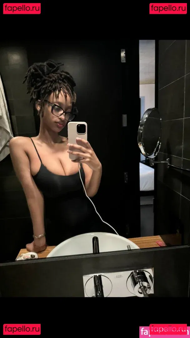 Solaya Ismail Onlyfans Photo Gallery 