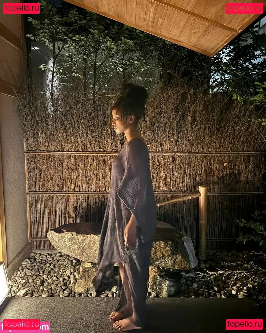 Solaya Ismail Onlyfans Photo Gallery 