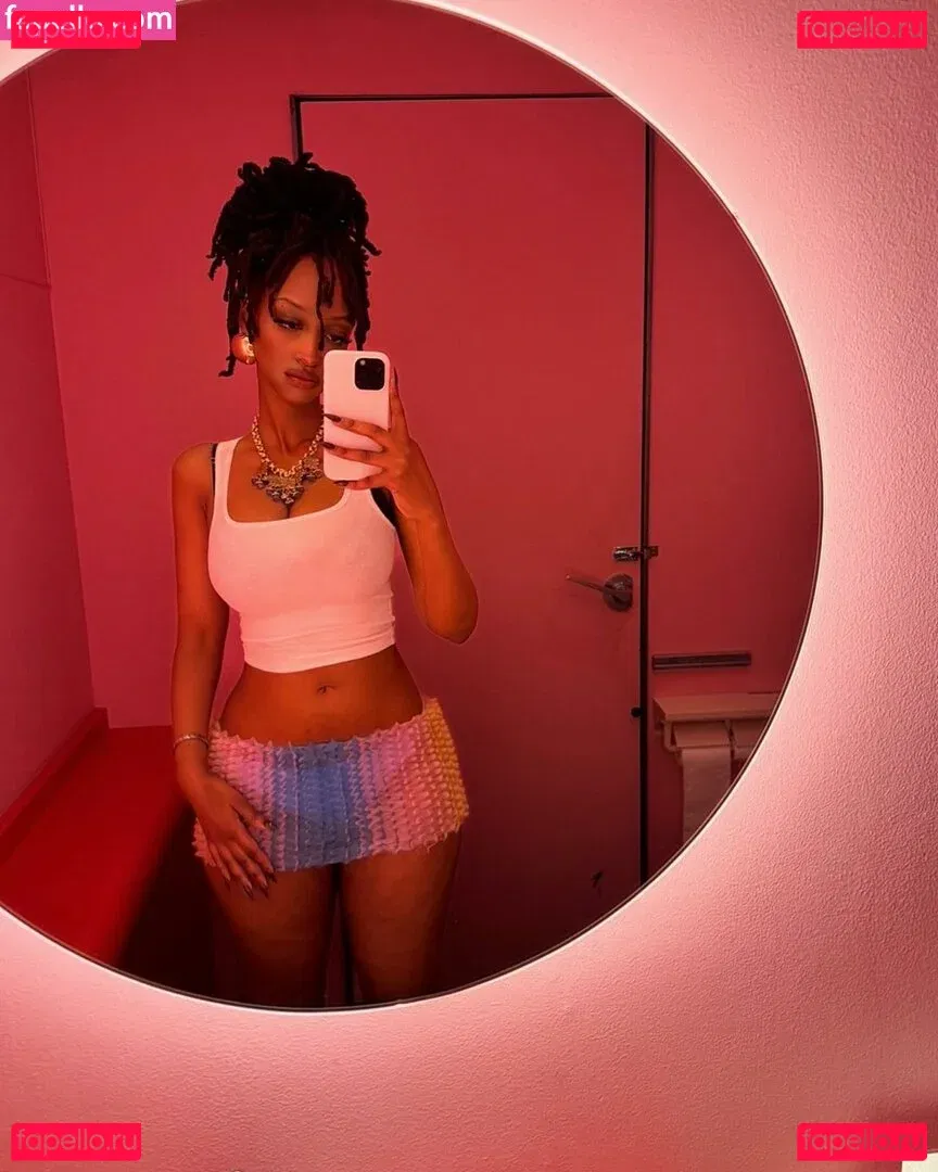 Solaya Ismail Onlyfans Photo Gallery 