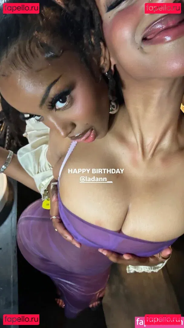 Solaya Ismail Onlyfans Photo Gallery 