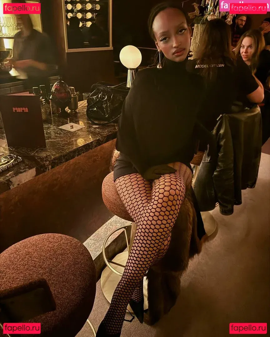 Solaya Ismail Onlyfans Photo Gallery 