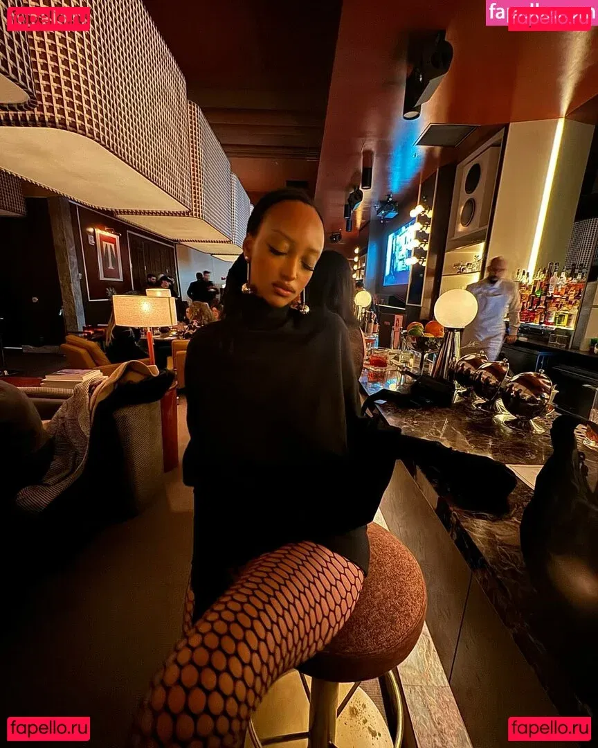 Solaya Ismail Onlyfans Photo Gallery 