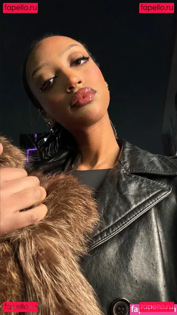 Solaya Ismail Onlyfans Photo Gallery 