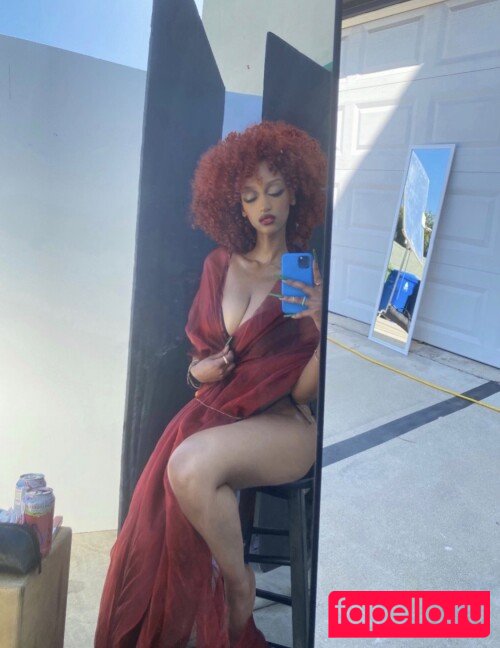 Solaya Ismail Onlyfans Photo Gallery 