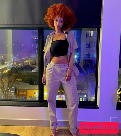 Solaya Ismail Onlyfans Photo Gallery 