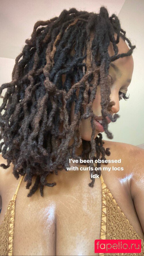 Solaya Ismail Onlyfans Photo Gallery 