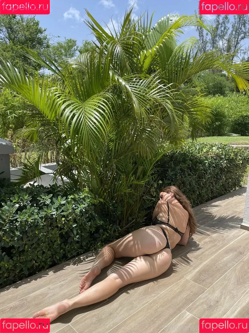 hollytwolf Onlyfans Photo Gallery 
