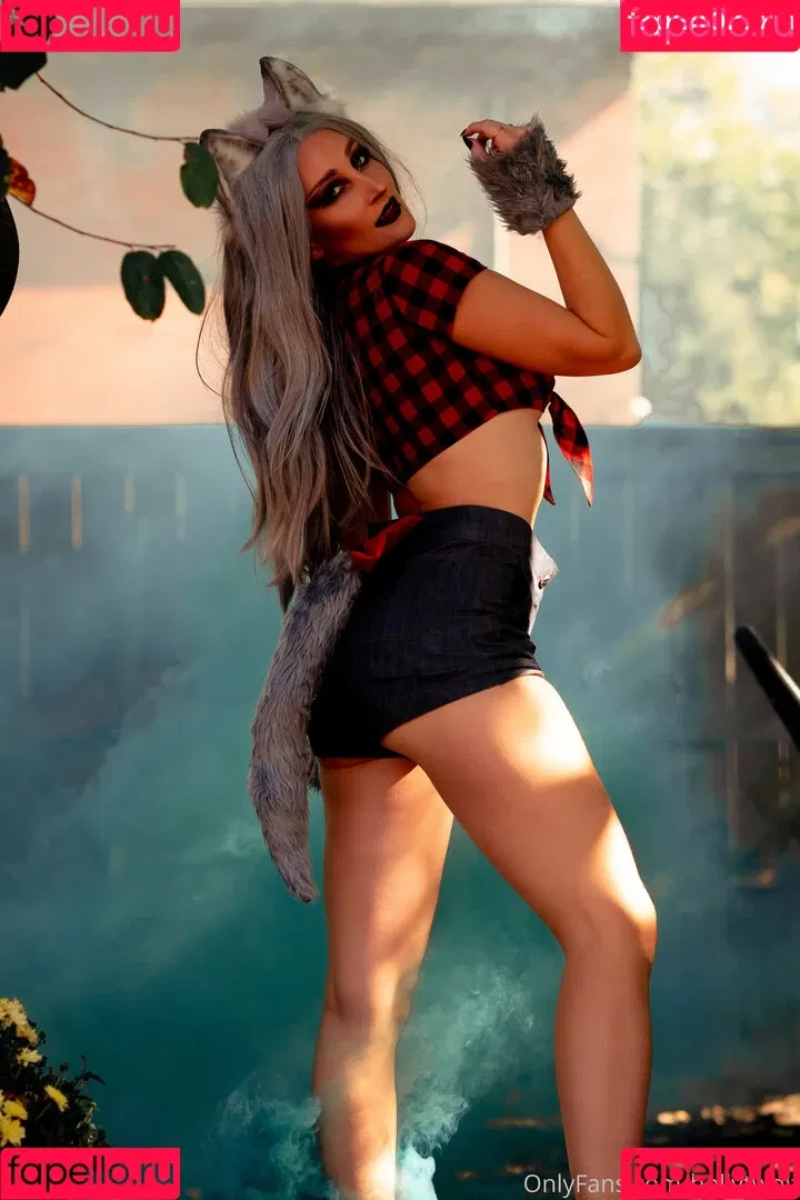 hollytwolf Onlyfans Photo Gallery 