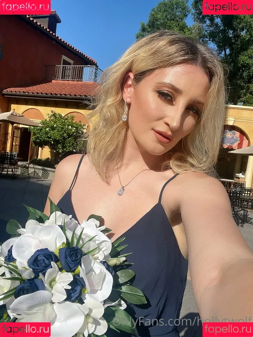 hollytwolf Onlyfans Photo Gallery 