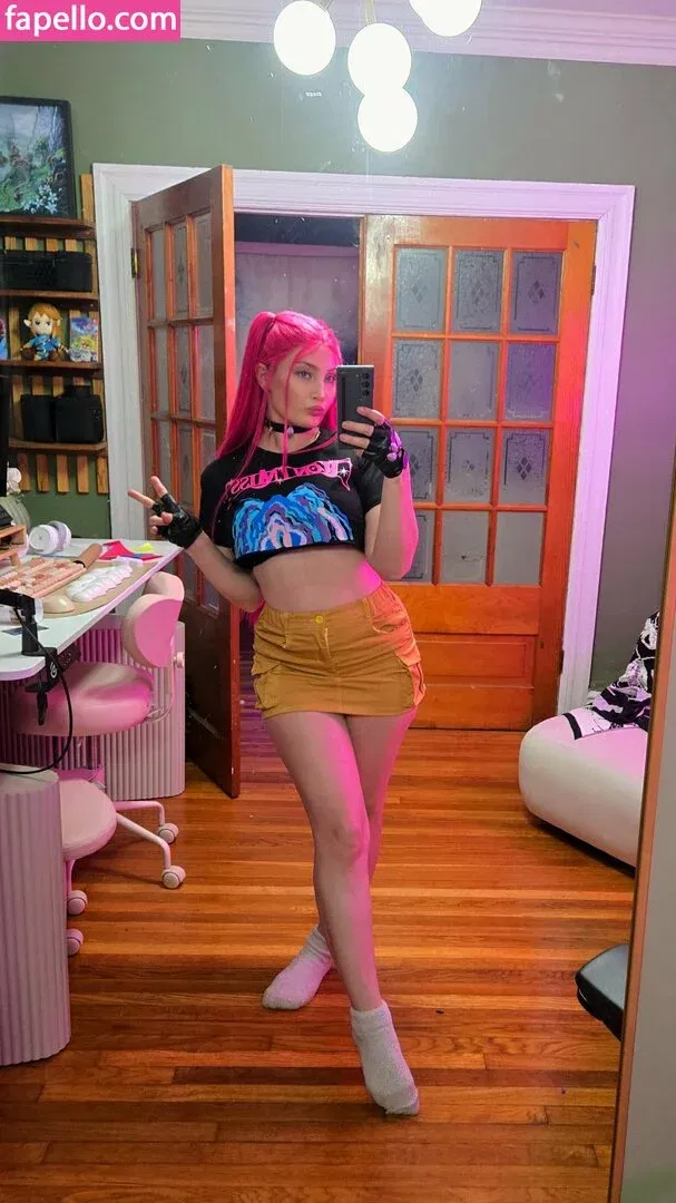 hollytwolf Onlyfans Photo Gallery 