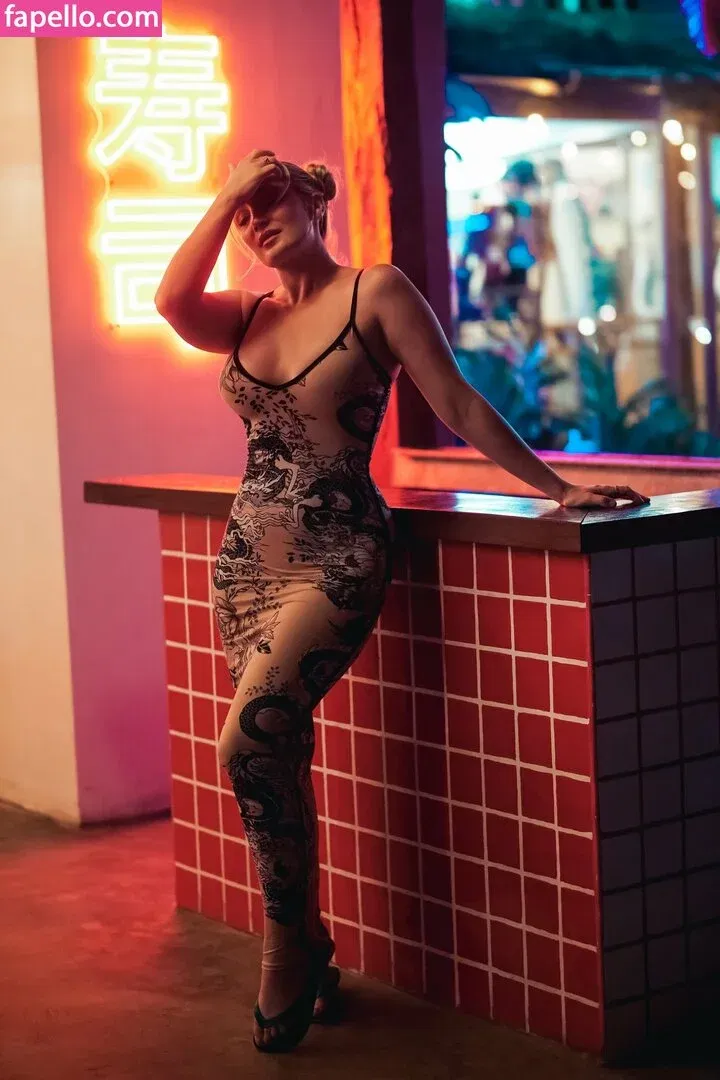 hollytwolf Onlyfans Photo Gallery 