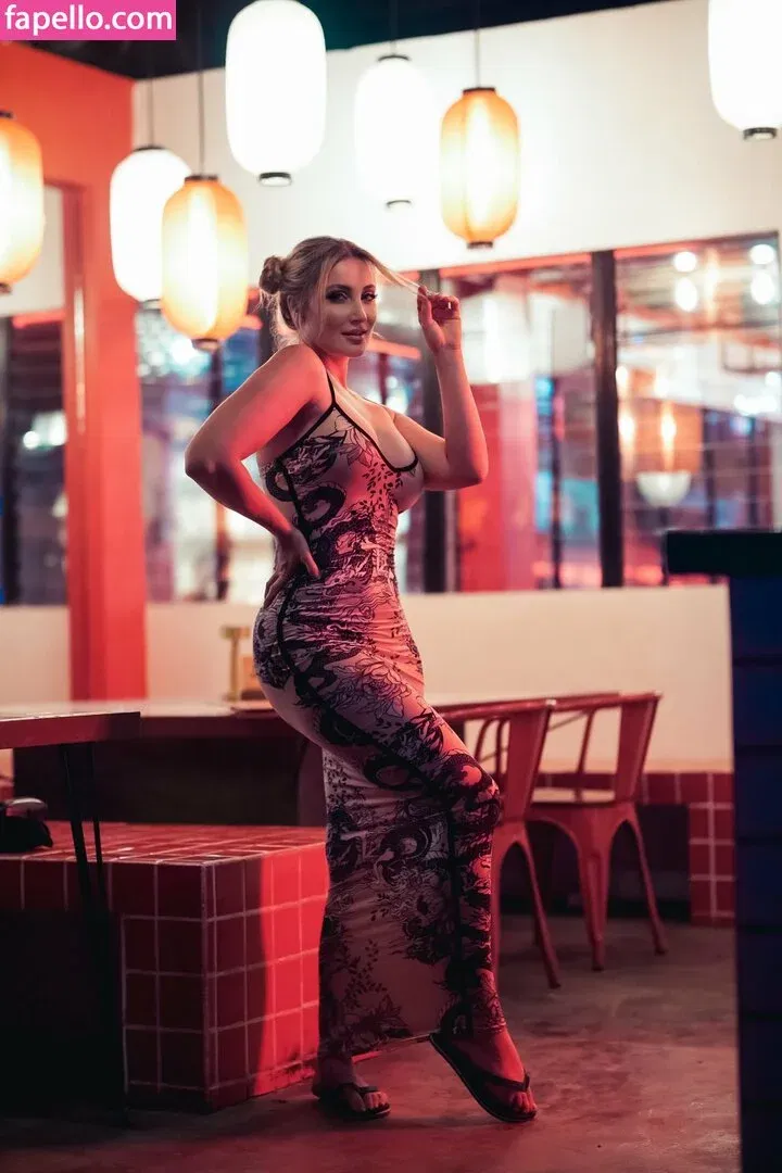 hollytwolf Onlyfans Photo Gallery 