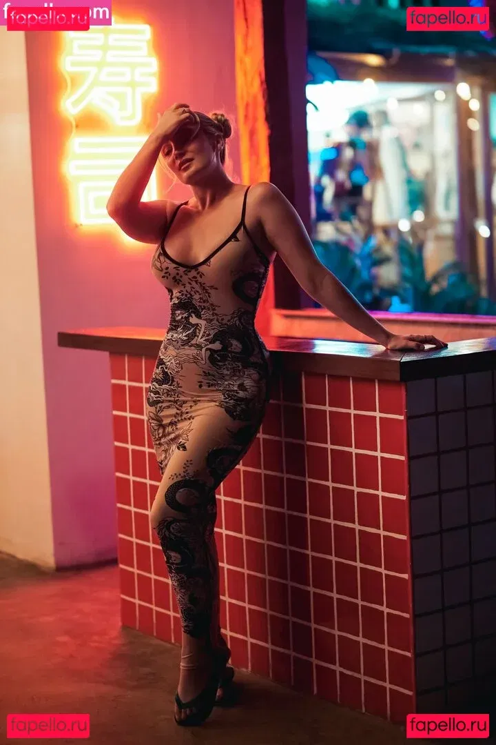 hollytwolf Onlyfans Photo Gallery 