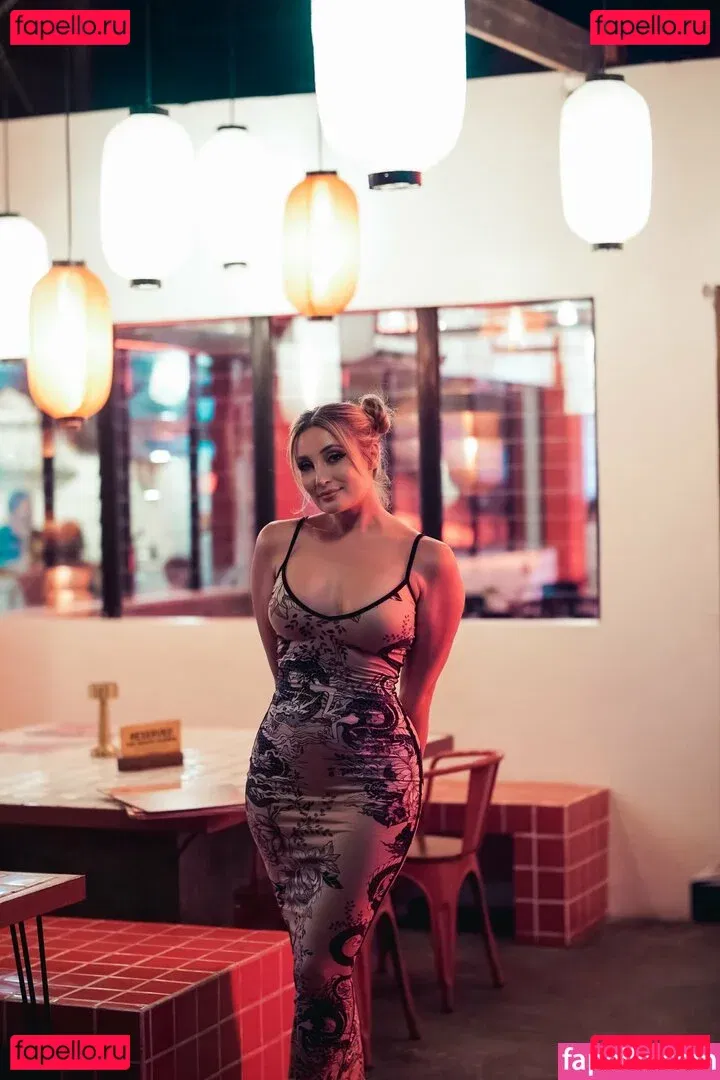 hollytwolf Onlyfans Photo Gallery 