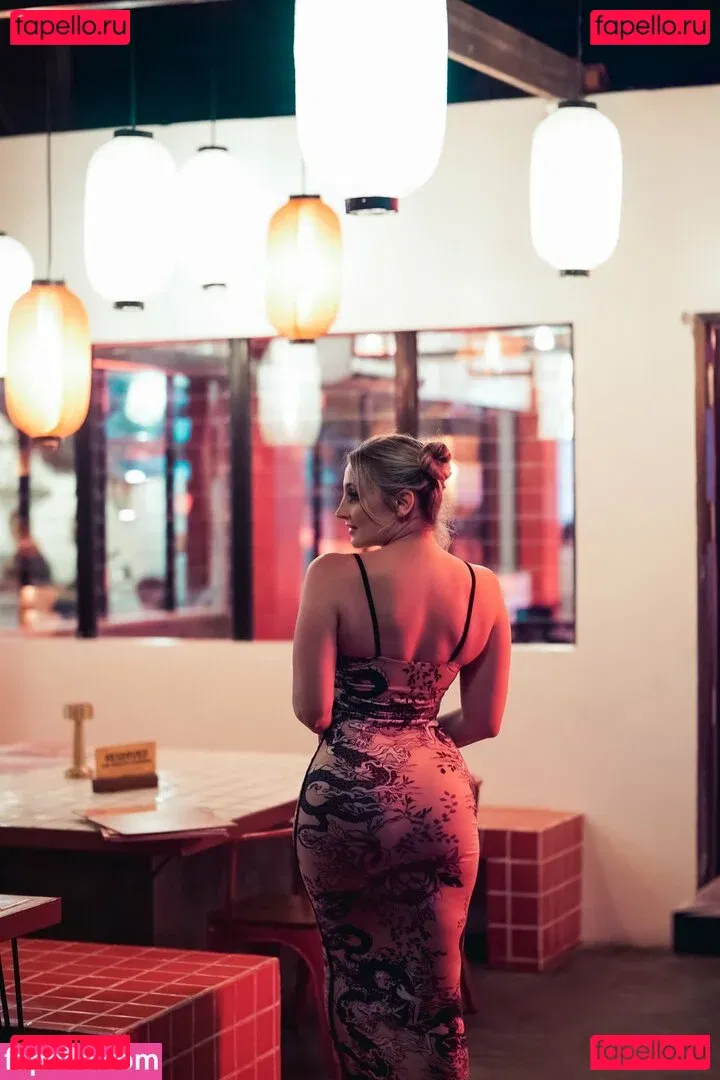 hollytwolf Onlyfans Photo Gallery 