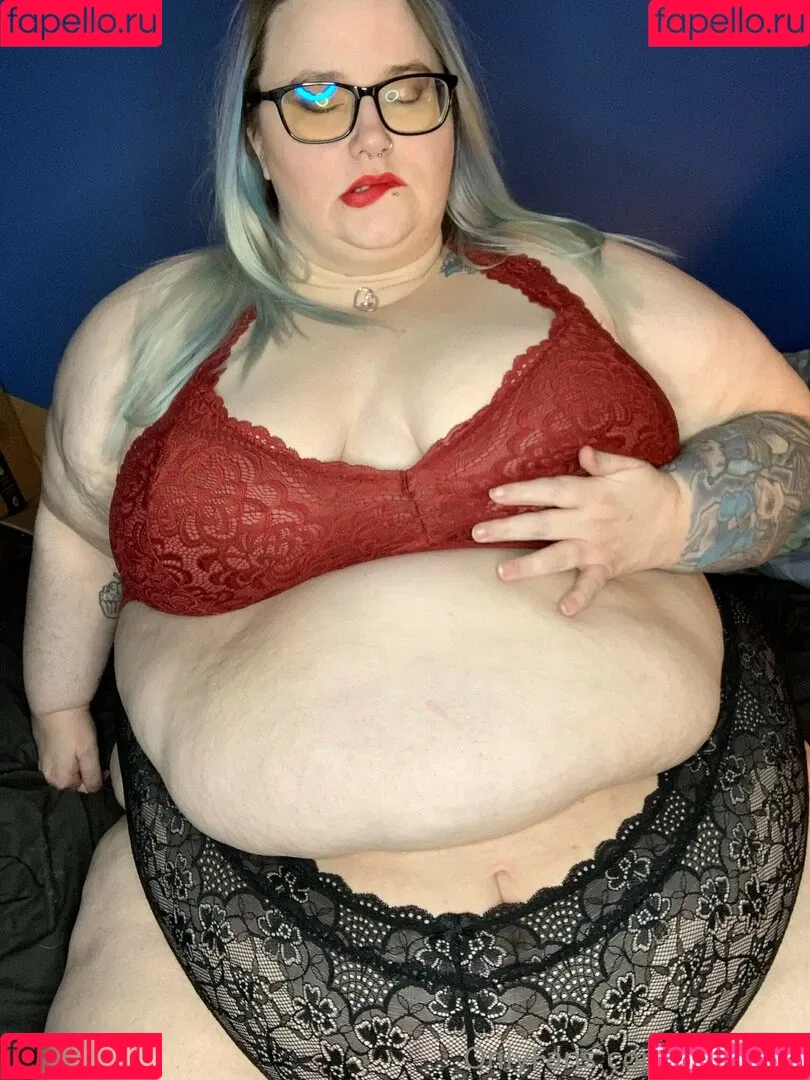 adenahx Onlyfans Photo Gallery 