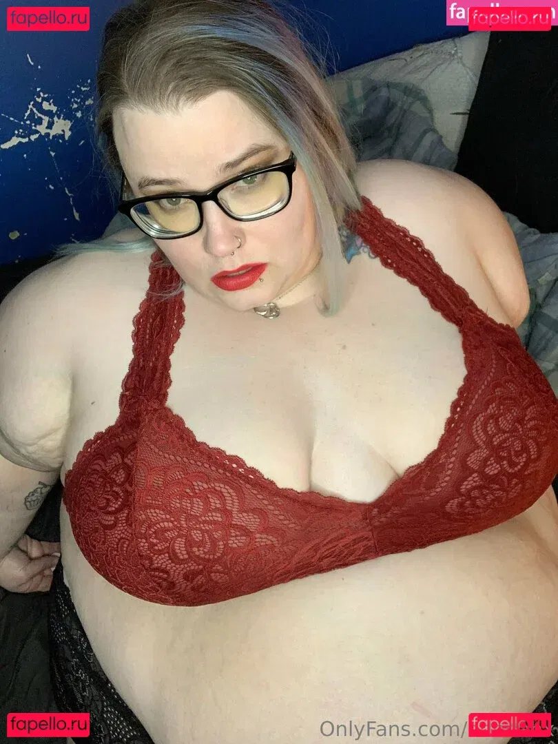 adenahx Onlyfans Photo Gallery 